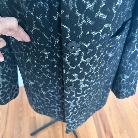 Kenneth Cole New York cheetah print button down pea  coat in size 10 - Picture 10 of 13